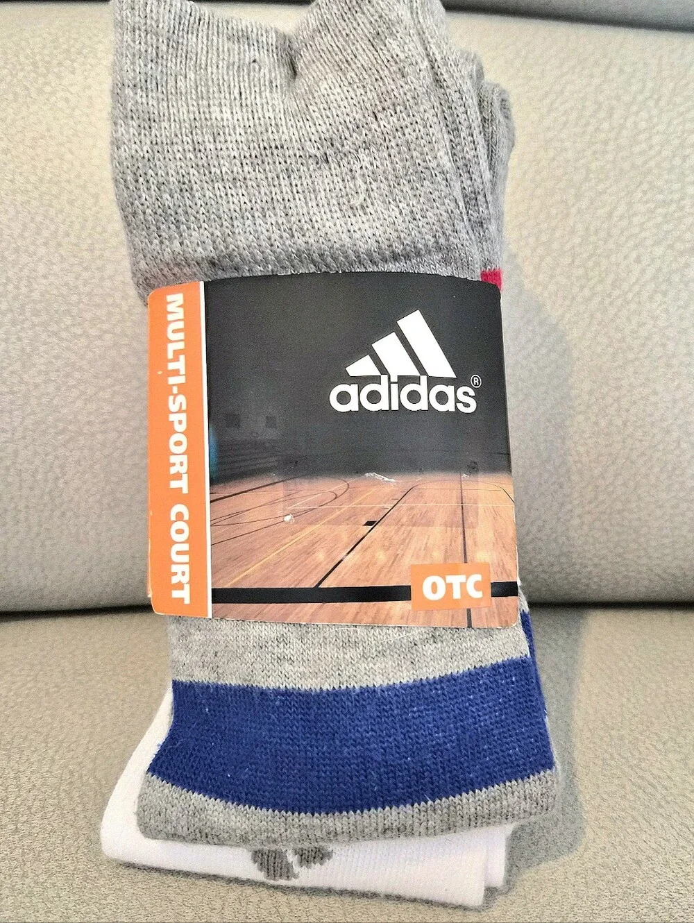 adidas Athletic/Sports nwt pair